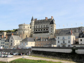 Château d’Amboise über dem Fluss © burgen.de