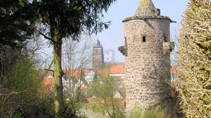Burg-Grebenstein_Stadtturm
