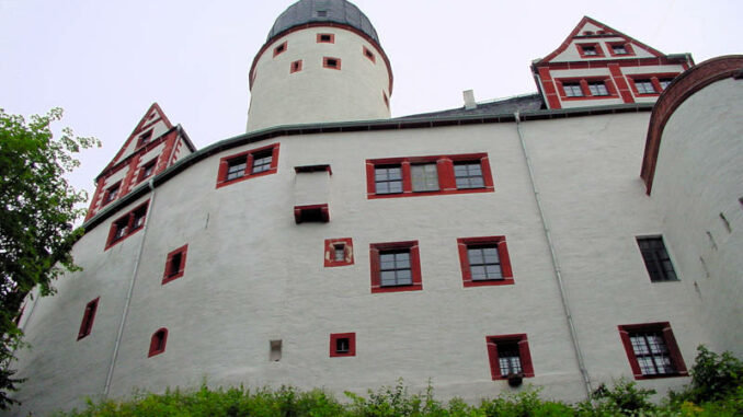 Schloss-Rochsburg_0072_Schildwall