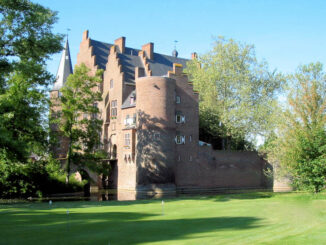 Schloss Konradsheim, Blick aus dem Park - (c) D. Neisse