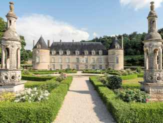 Château de Bussy-Rabutin, Blick aus dem Park © Jean-Pierre Delagarde - CMN