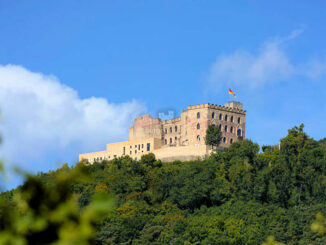Hambacher Schloss (Rheinland-Pfalz) - Panorama ©, Hambacher Schloss (deutschland), die Wiege der deutschen Demokratie.
