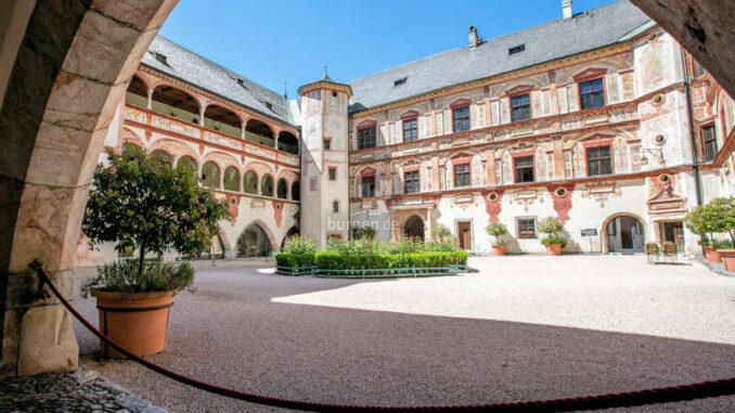 Schloss-Tratzberg_Innenhof