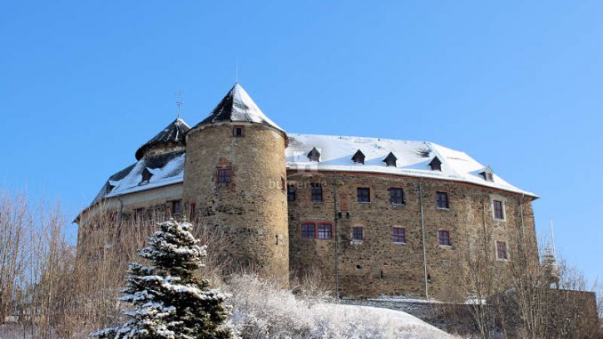 Voigtsberg_Schloss-im-Winter