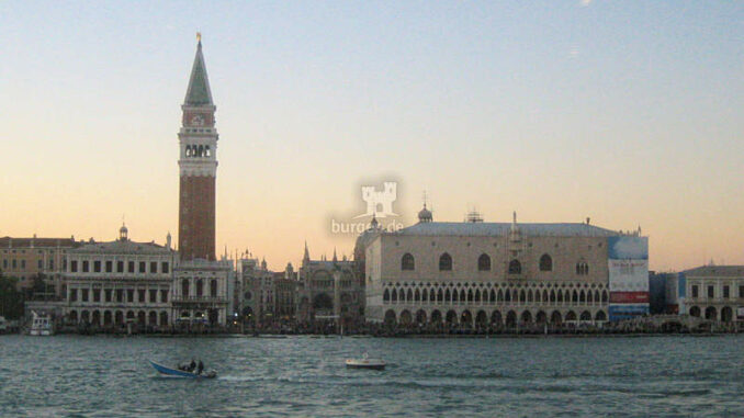 Palazzo-Ducale-Venedig_Blick-über-den-Kanal