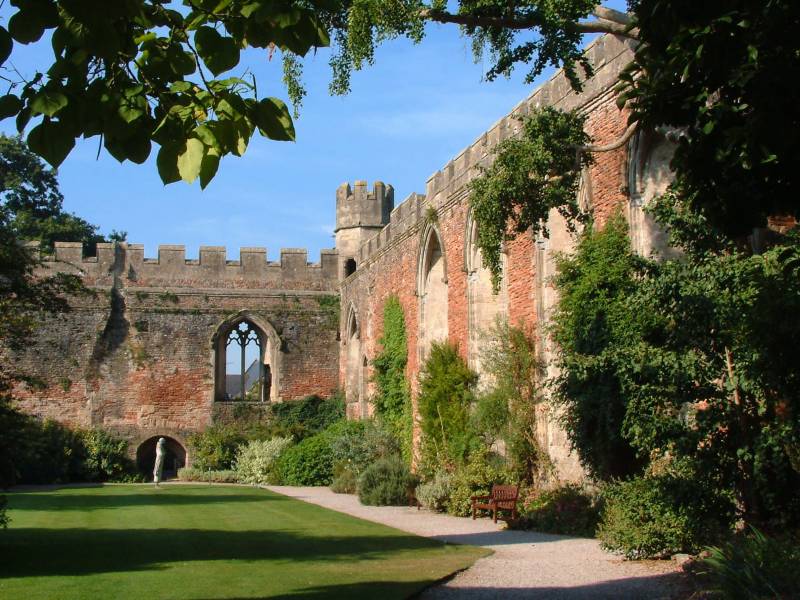 Bishops Palace and Gardens in Wells – Grosse-Halle © Bishops Palace and Gardens