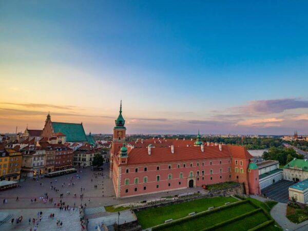 Warschauer Königsschloss Der Schlossplatz aus der Luft © Zamek Krolewski w Warszawie