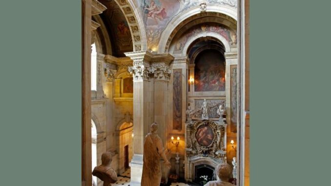 Great Hall - West Staircase, Castle Howard_c-Peter Smith Photography_800