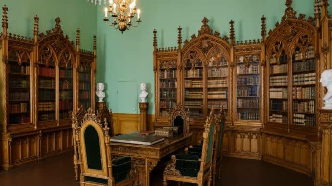 Amalienborg-Det Gotiske Bibliotek. Peter Nørby_Kongernes Samling800